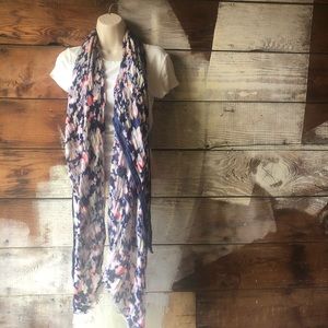 GAP Accessories - 3/$25 Sale! Gap Blue Pink Beige Scarf with Fringe GAP Accessories - 3/$25 Sale! Gap Blue Pink Beige Scarf with Fringe